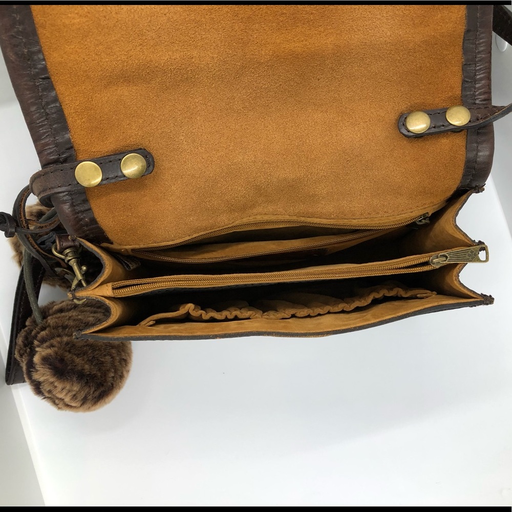 Patricia Nash Crossbody or Wristlet - Picture 5 of 9